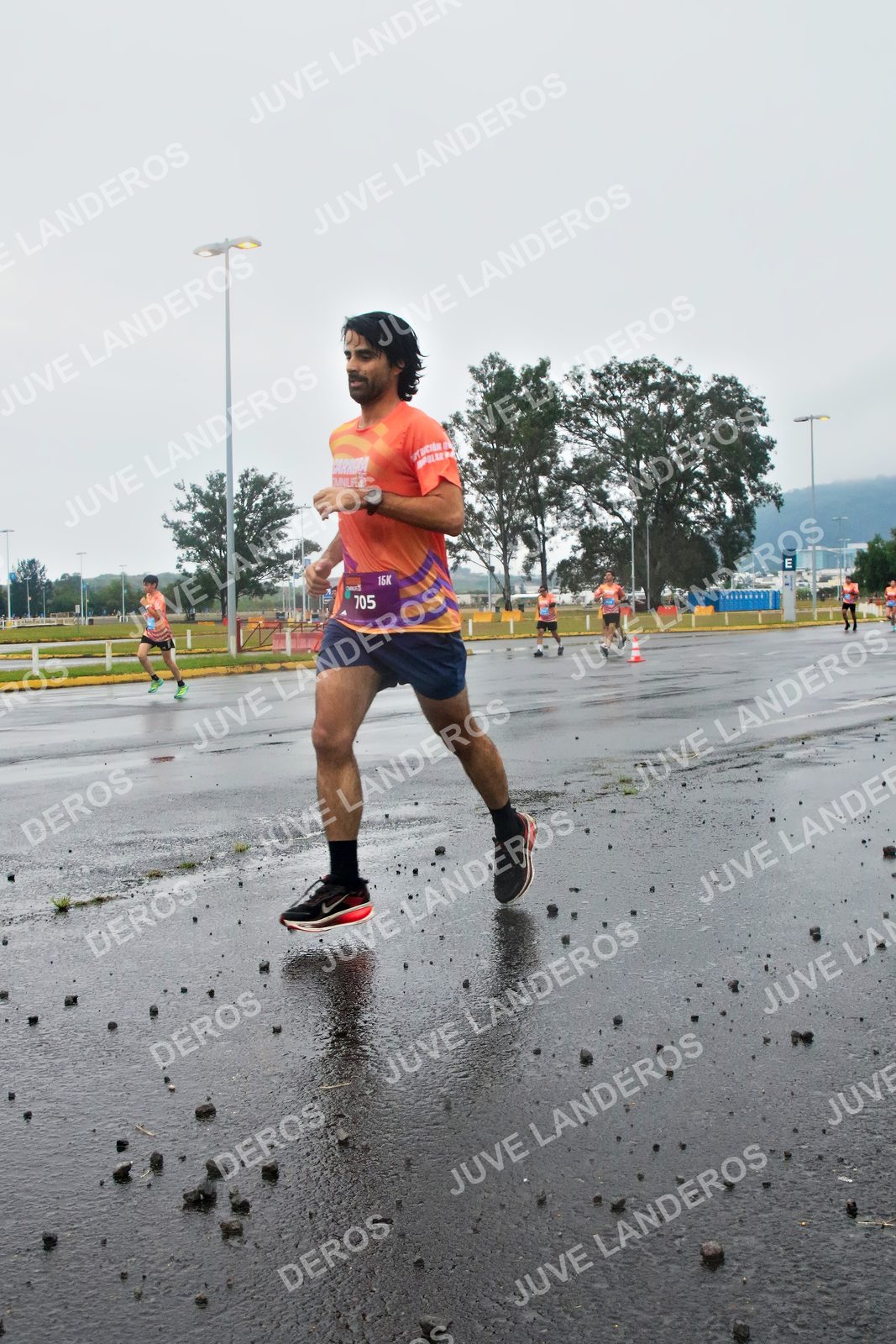 Foto de la CARRERA OMNILIFE GUADALAJARA en Estadio Akron, Zapopan a las 07:21 · dorsal 705