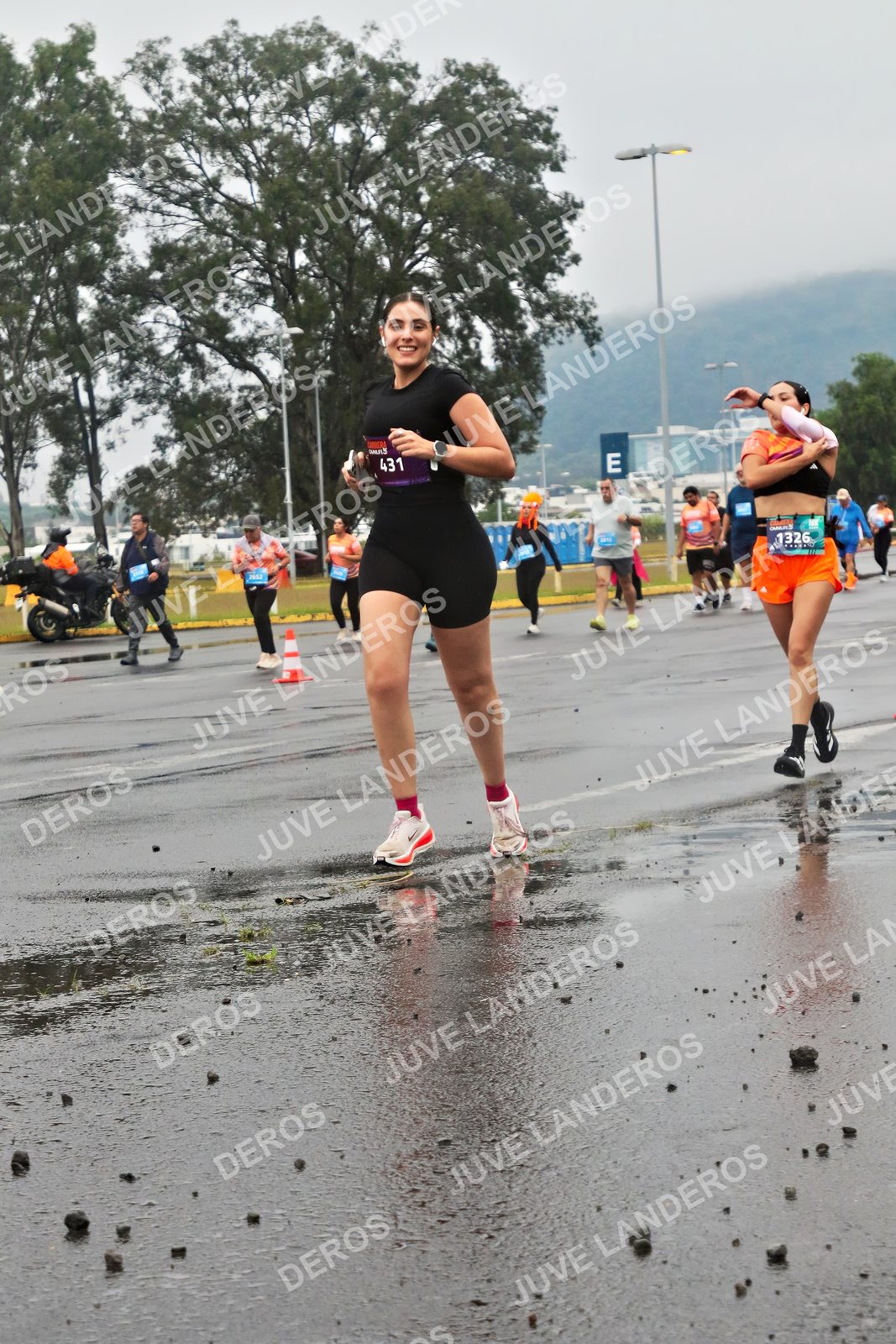 Foto de la CARRERA OMNILIFE GUADALAJARA en Estadio Akron, Zapopan a las 07:32 · dorsal 431
