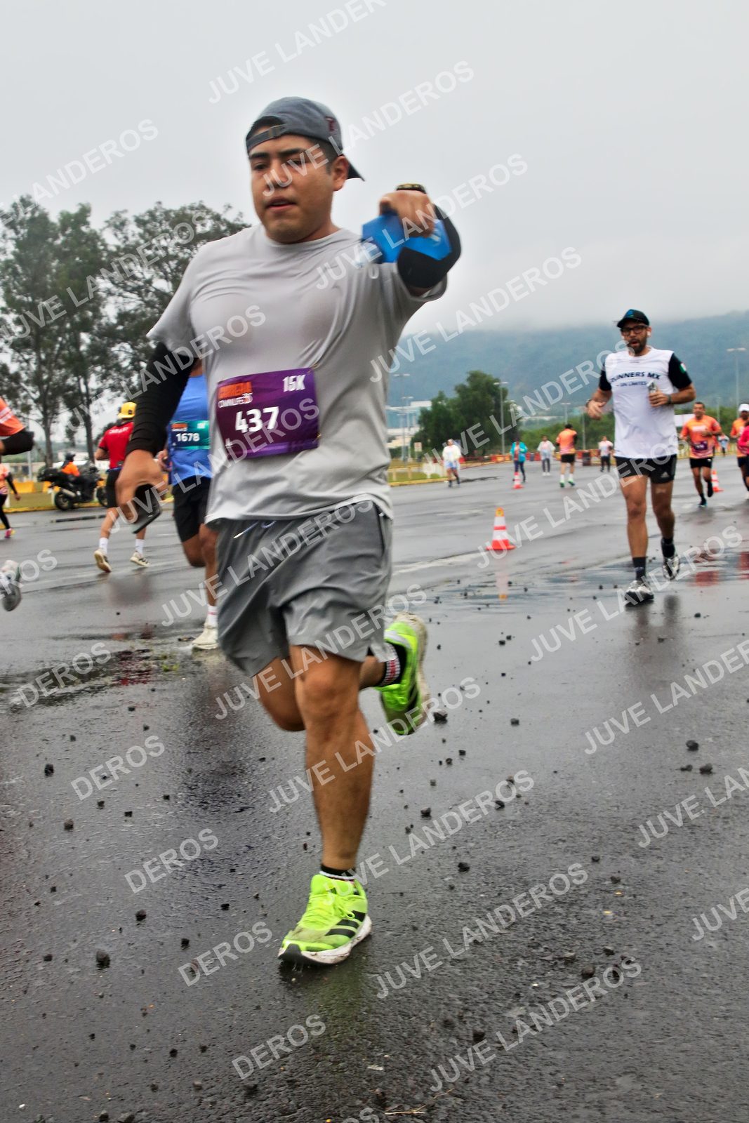 Foto de la CARRERA OMNILIFE GUADALAJARA en Estadio Akron, Zapopan a las 07:33 · dorsal 437, 1678