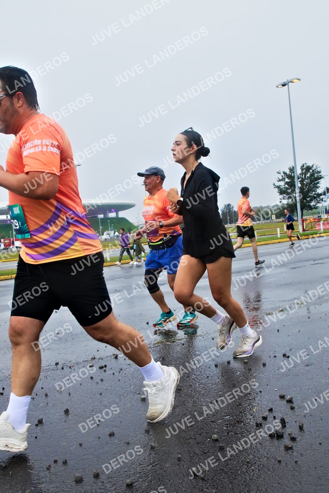 Foto de la CARRERA OMNILIFE GUADALAJARA en Estadio Akron, Zapopan a las 07:41 · dorsal 29