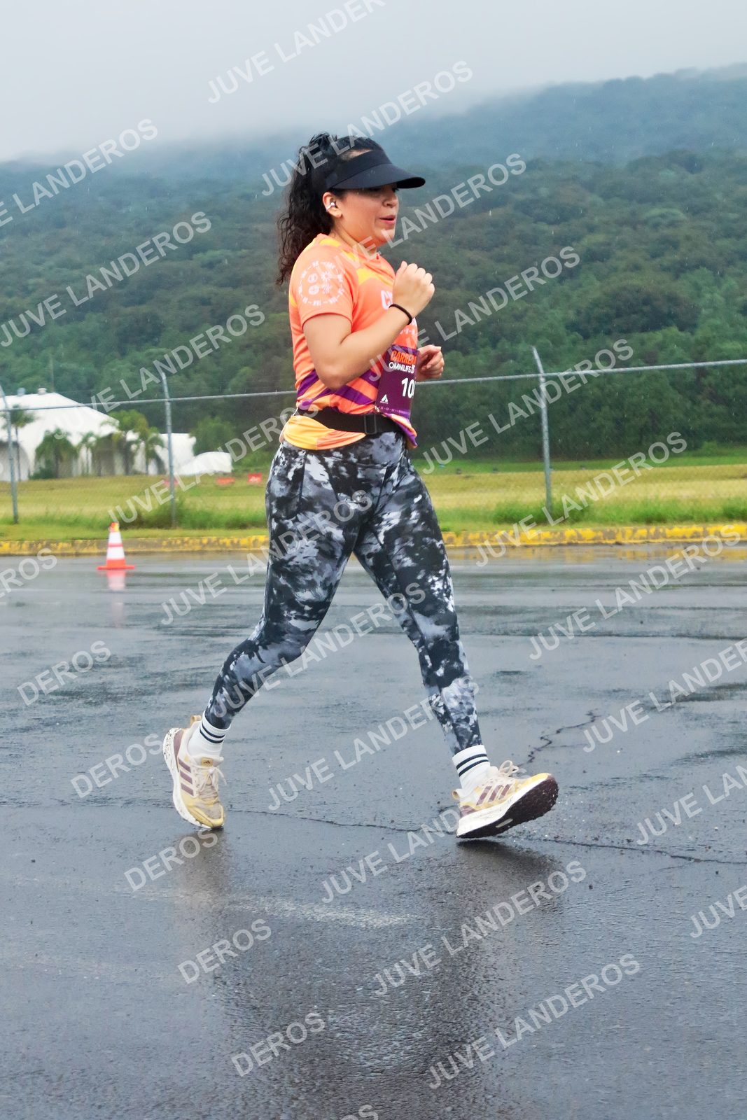 Foto de la CARRERA OMNILIFE GUADALAJARA en Estadio Akron, Zapopan a las 08:03 · dorsal 10