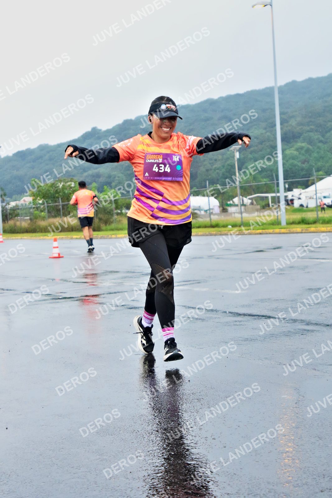Foto de la CARRERA OMNILIFE GUADALAJARA en Estadio Akron, Zapopan a las 08:05 · dorsal 434