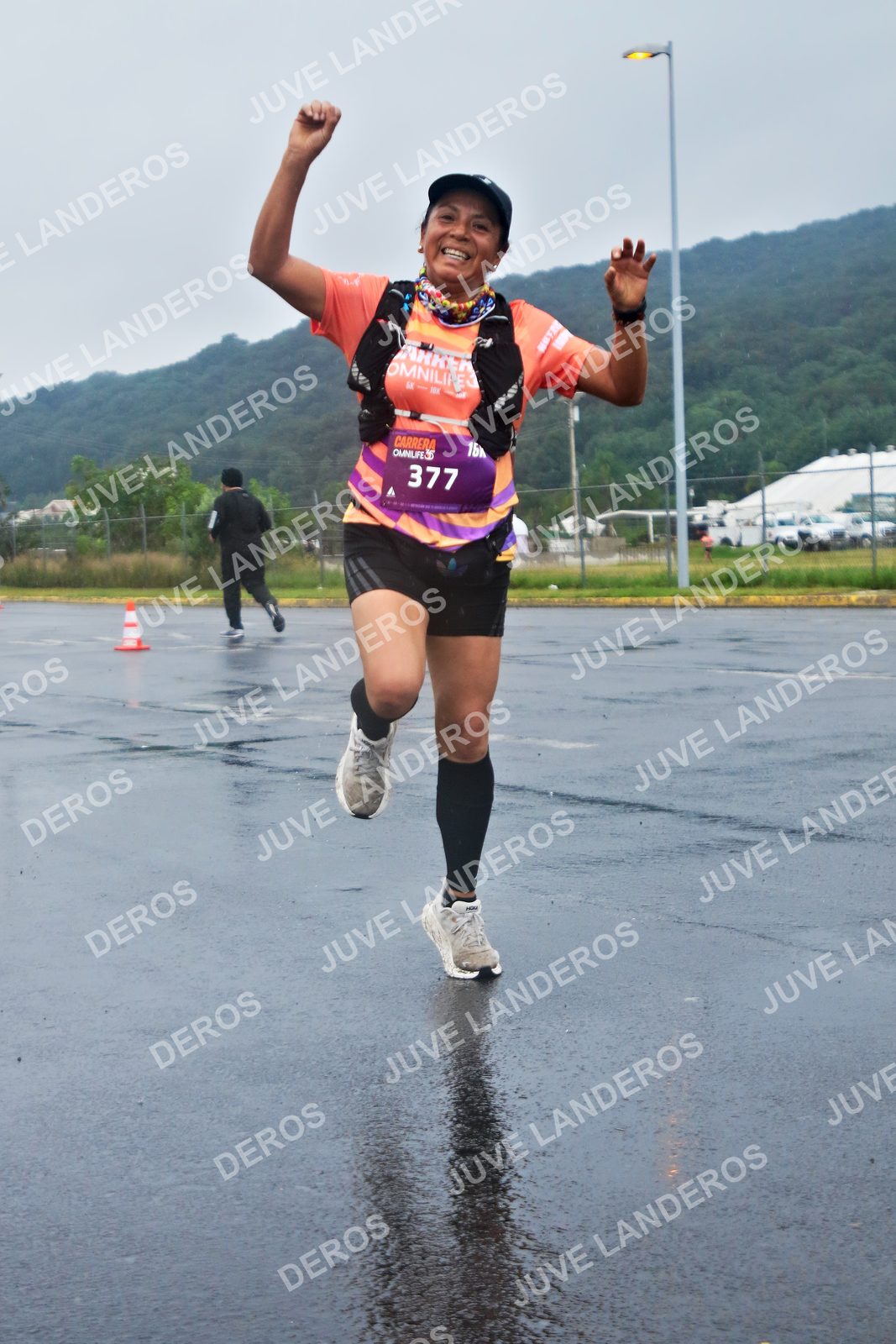 Foto de la CARRERA OMNILIFE GUADALAJARA en Estadio Akron, Zapopan a las 07:59 · dorsal 377, 16