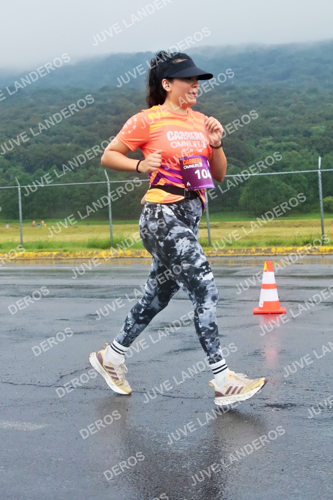Foto de la CARRERA OMNILIFE GUADALAJARA en Estadio Akron, Zapopan a las 08:03 · dorsal 104