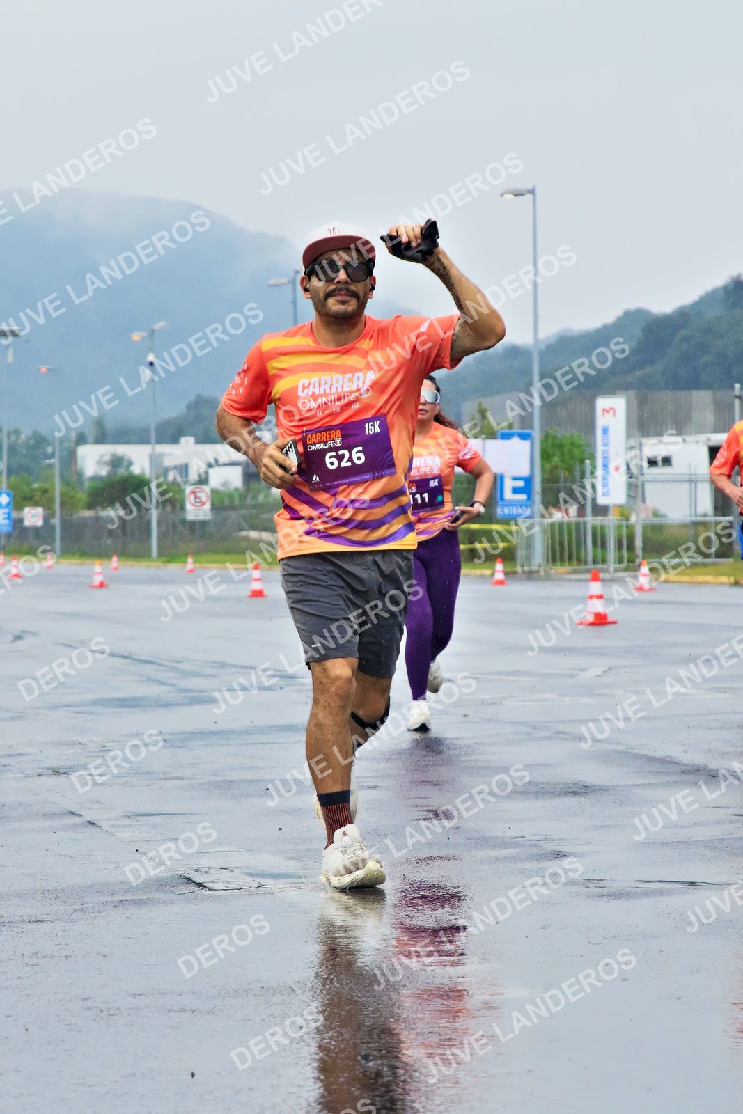 Foto de la CARRERA OMNILIFE GUADALAJARA en Estadio Akron, Zapopan a las 08:07 · dorsal 626, 111