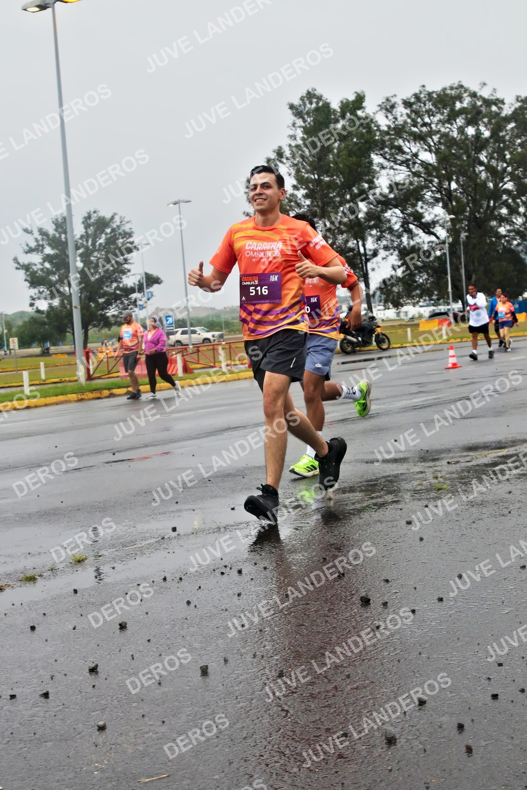 Foto de la CARRERA OMNILIFE GUADALAJARA en Estadio Akron, Zapopan a las 07:31 · dorsal 516