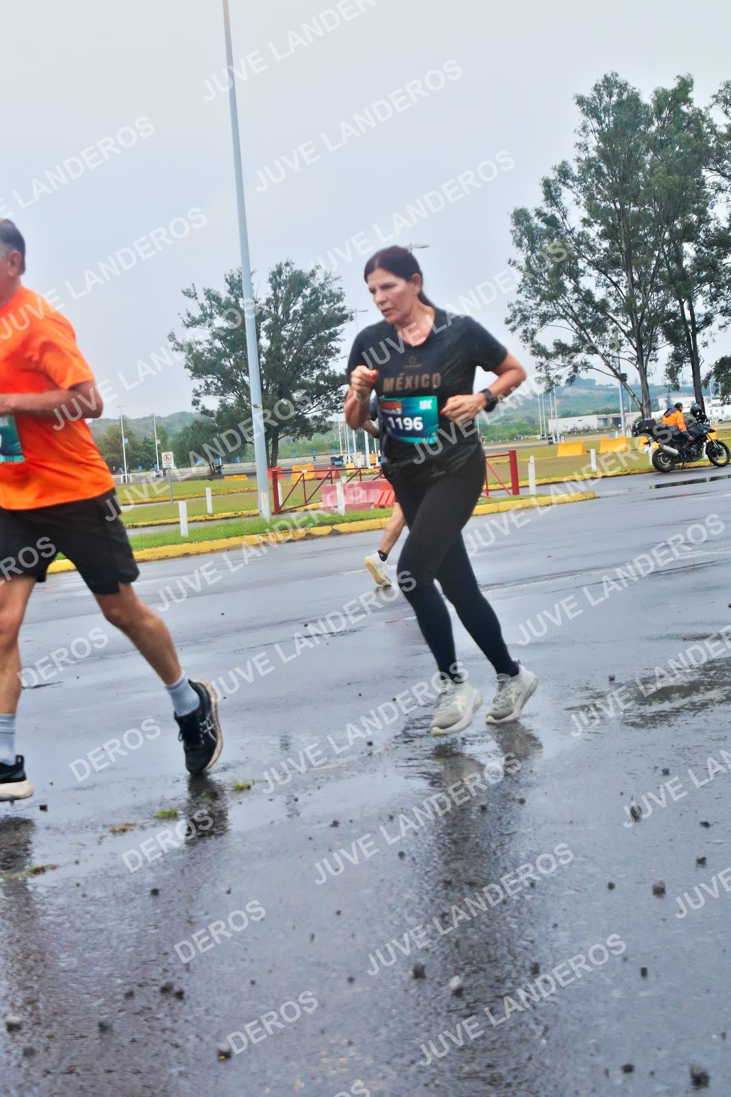 Foto de la CARRERA OMNILIFE GUADALAJARA en Estadio Akron, Zapopan a las 07:36 · dorsal 1196