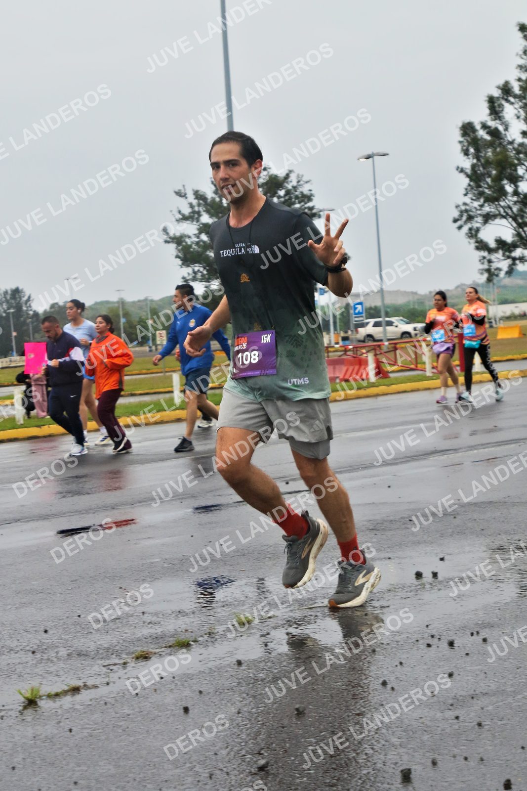 Foto de la CARRERA OMNILIFE GUADALAJARA en Estadio Akron, Zapopan a las 07:29 · dorsal 108