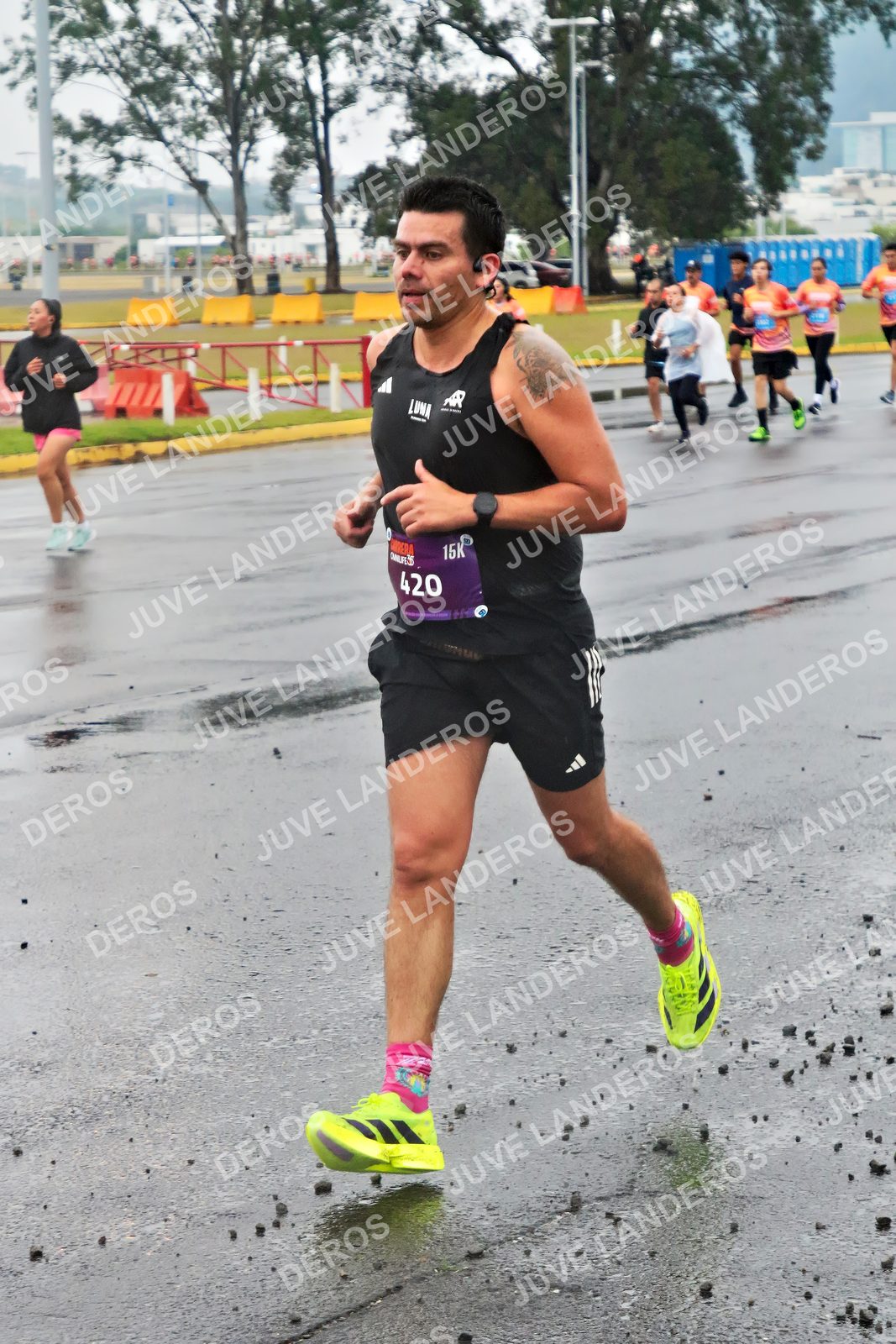 Foto de la CARRERA OMNILIFE GUADALAJARA en Estadio Akron, Zapopan a las 07:23 · dorsal 420
