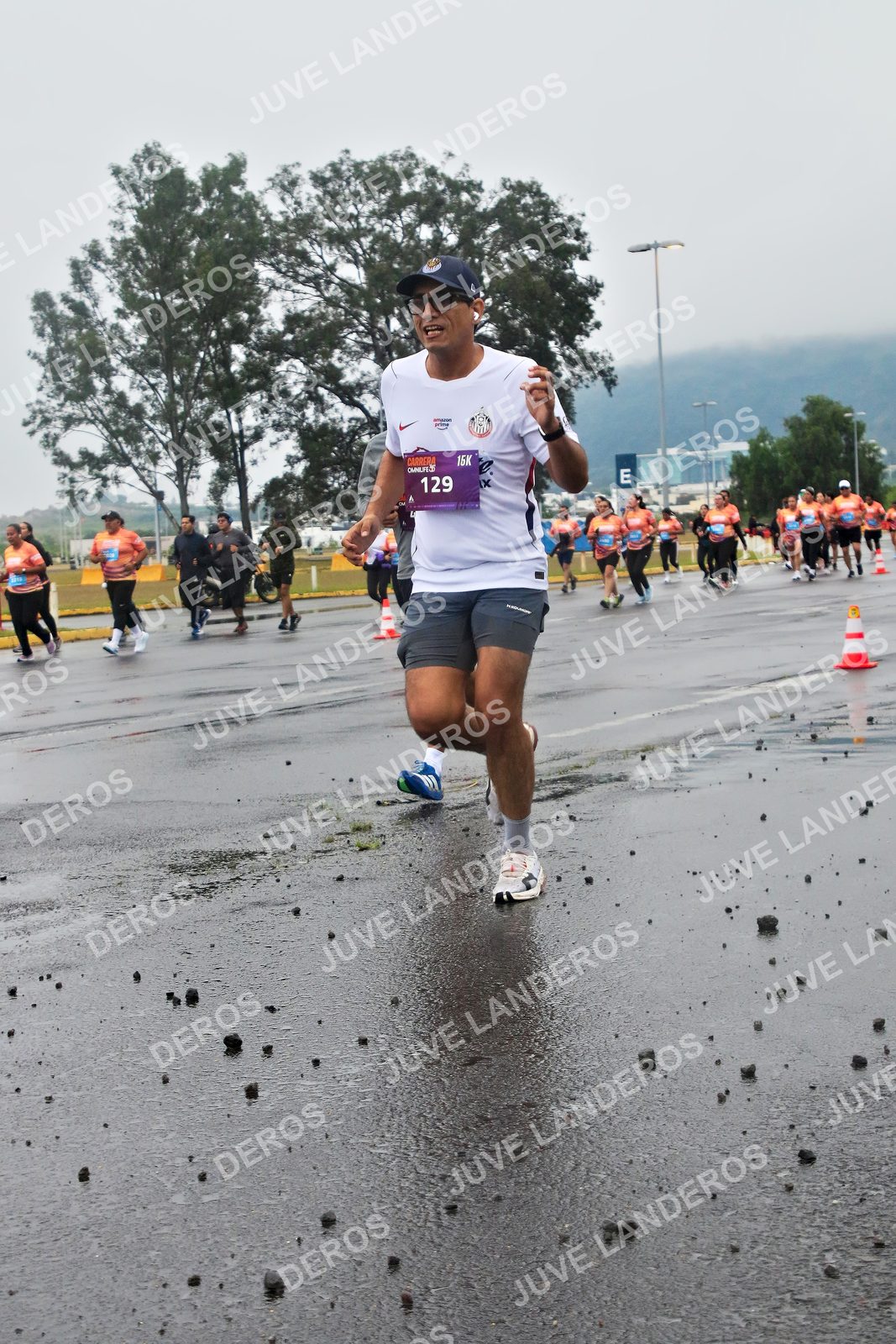 Foto de la CARRERA OMNILIFE GUADALAJARA en Estadio Akron, Zapopan a las 07:27 · dorsal 129