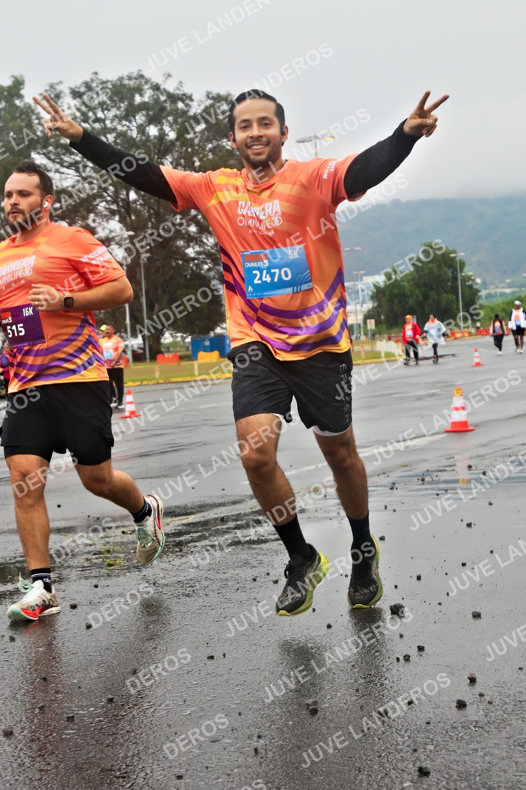Foto de la CARRERA OMNILIFE GUADALAJARA en Estadio Akron, Zapopan a las 07:33 · dorsal 2470, 515