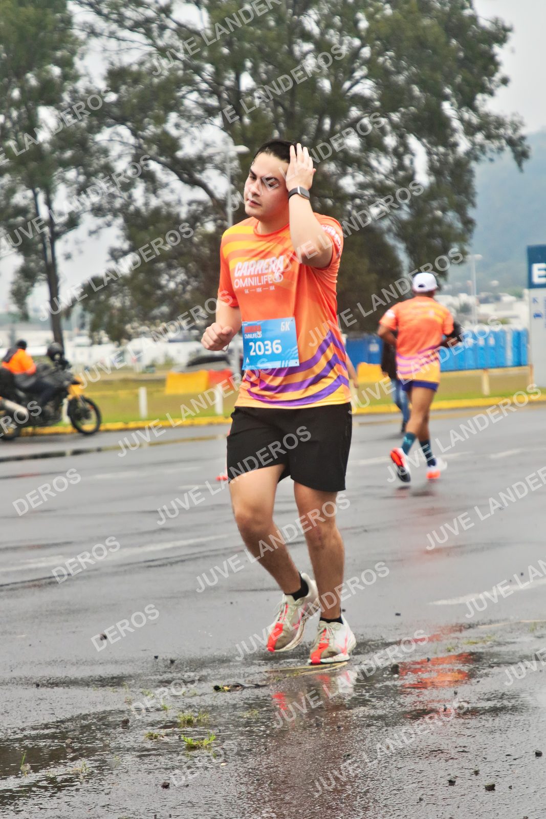 Foto de la CARRERA OMNILIFE GUADALAJARA en Estadio Akron, Zapopan a las 07:34 · dorsal 2036