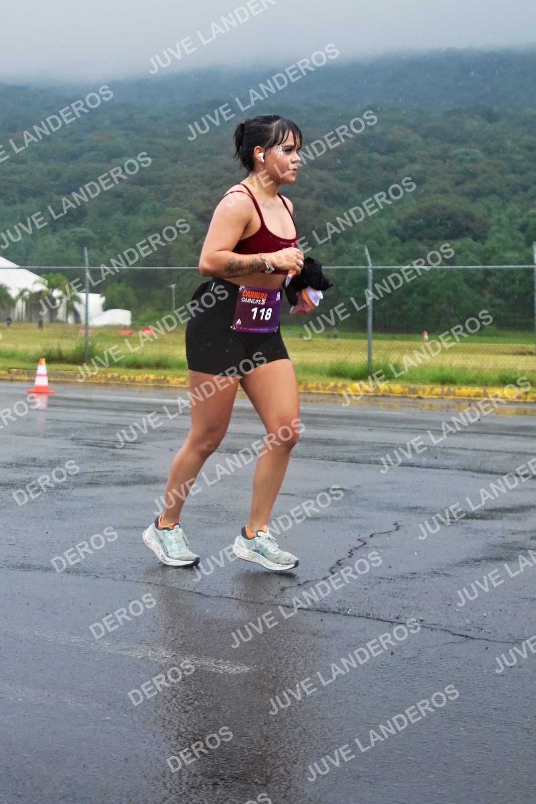Foto de la CARRERA OMNILIFE GUADALAJARA en Estadio Akron, Zapopan a las 07:59 · dorsal 118