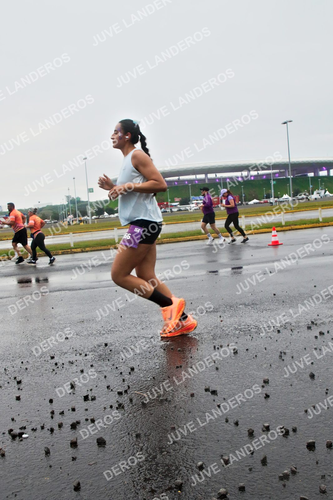 Foto de la CARRERA OMNILIFE GUADALAJARA en Estadio Akron, Zapopan a las 07:26 · dorsal 66