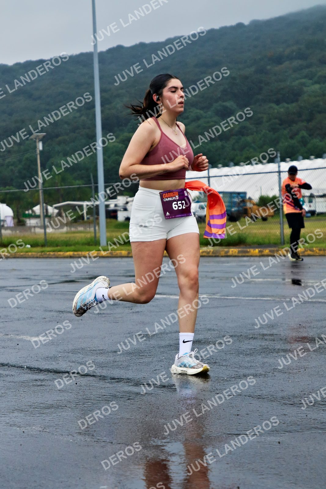 Foto de la CARRERA OMNILIFE GUADALAJARA en Estadio Akron, Zapopan a las 08:06 · dorsal 652