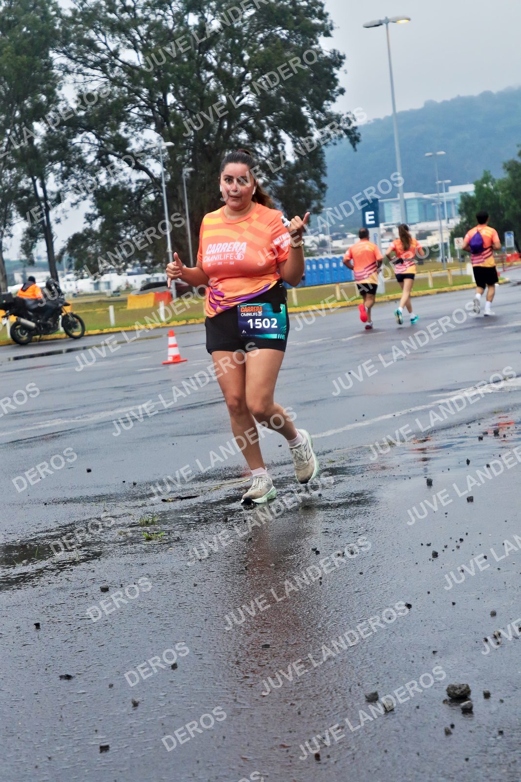 Foto de la CARRERA OMNILIFE GUADALAJARA en Estadio Akron, Zapopan a las 07:42 · dorsal 1502