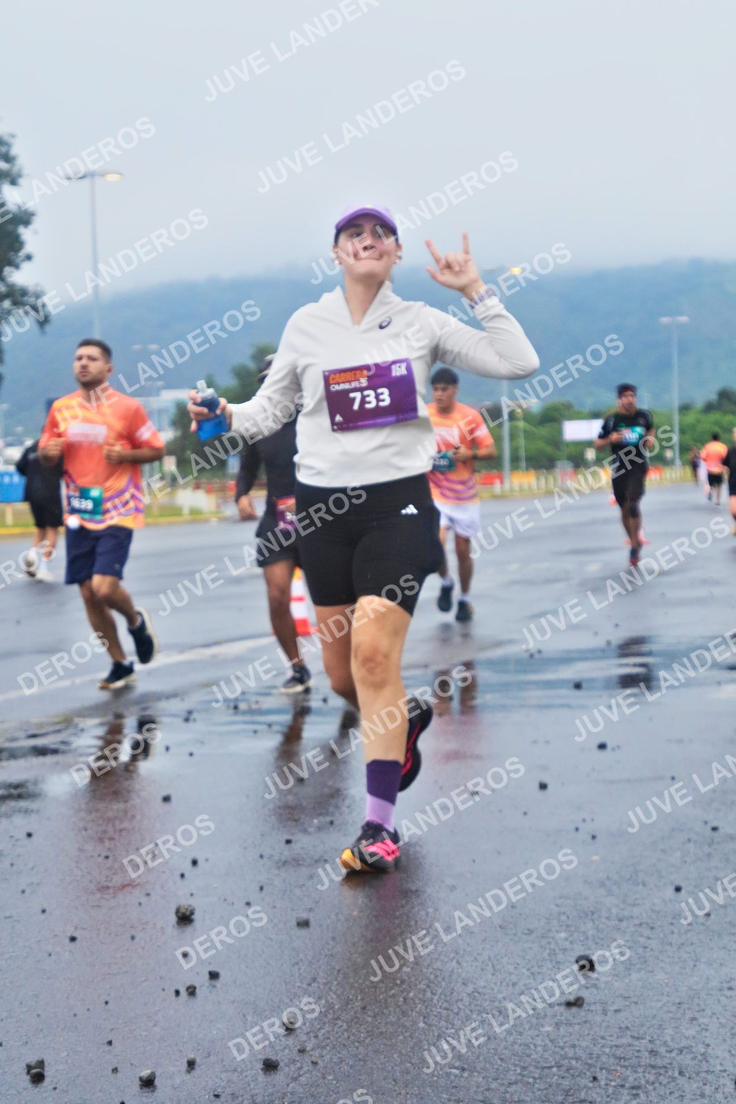 Foto de la CARRERA OMNILIFE GUADALAJARA en Estadio Akron, Zapopan a las 07:35 · dorsal 733, 230