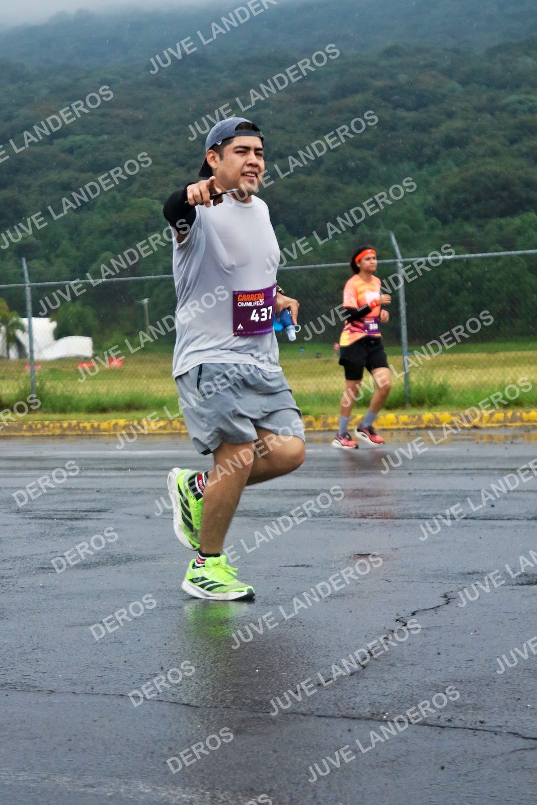 Foto de la CARRERA OMNILIFE GUADALAJARA en Estadio Akron, Zapopan a las 07:56 · dorsal 437