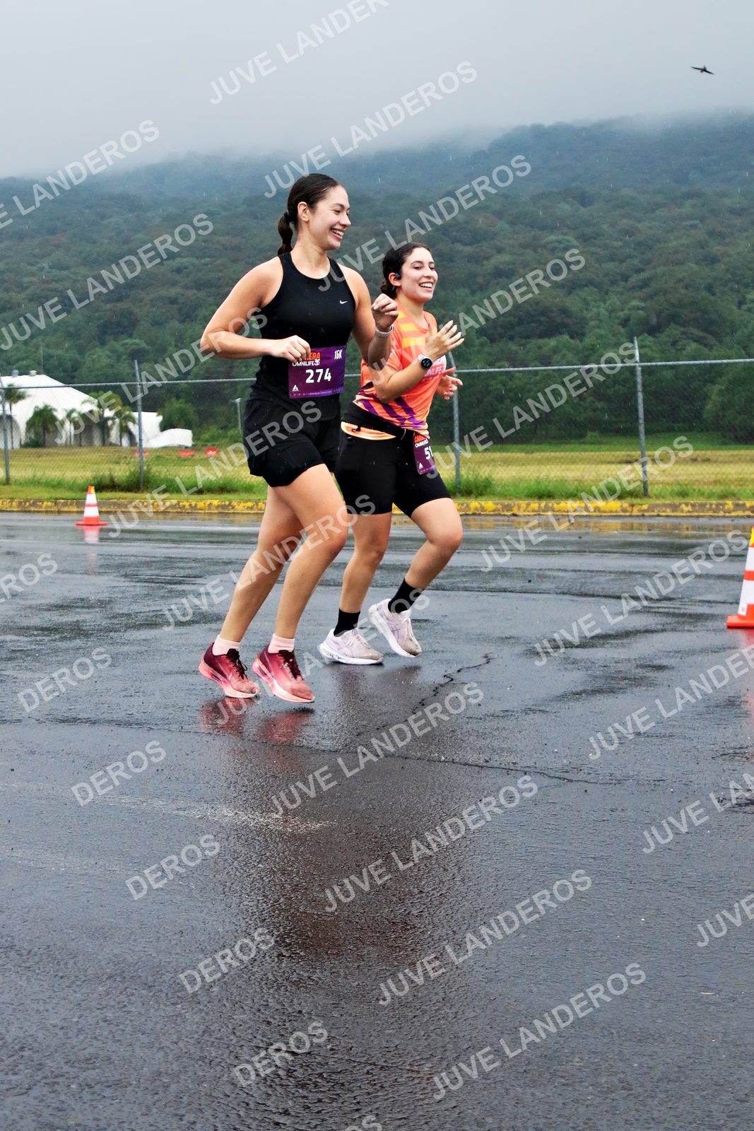 Foto de la CARRERA OMNILIFE GUADALAJARA en Estadio Akron, Zapopan a las 08:06 · dorsal 274, 51