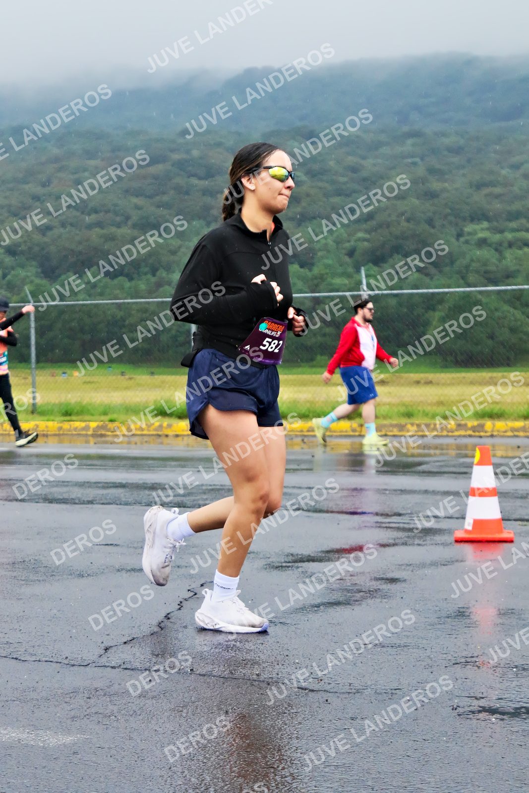 Foto de la CARRERA OMNILIFE GUADALAJARA en Estadio Akron, Zapopan a las 08:07 · dorsal 582