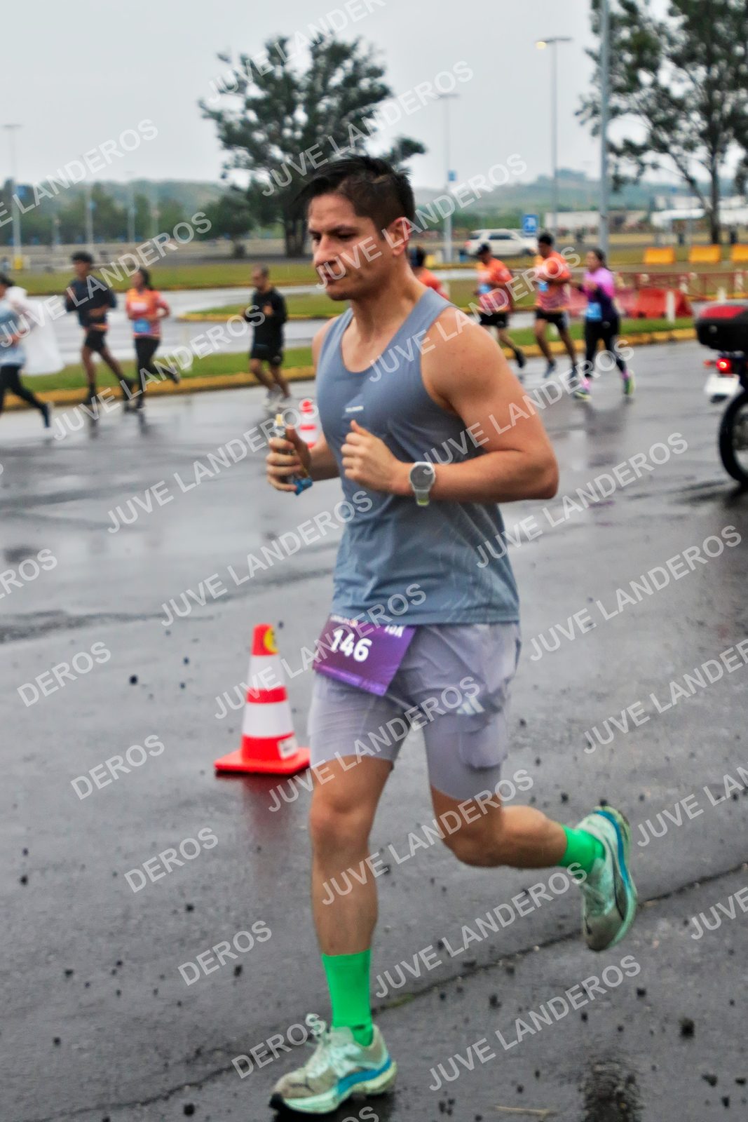 Foto de la CARRERA OMNILIFE GUADALAJARA en Estadio Akron, Zapopan a las 07:23 · dorsal 146