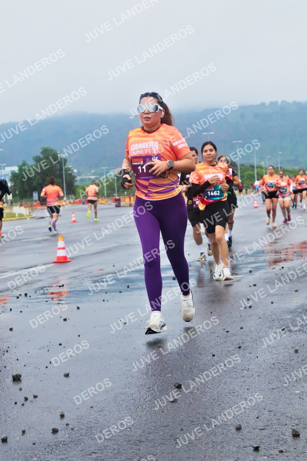 Foto de la CARRERA OMNILIFE GUADALAJARA en Estadio Akron, Zapopan a las 07:40 · dorsal 1462, 11
