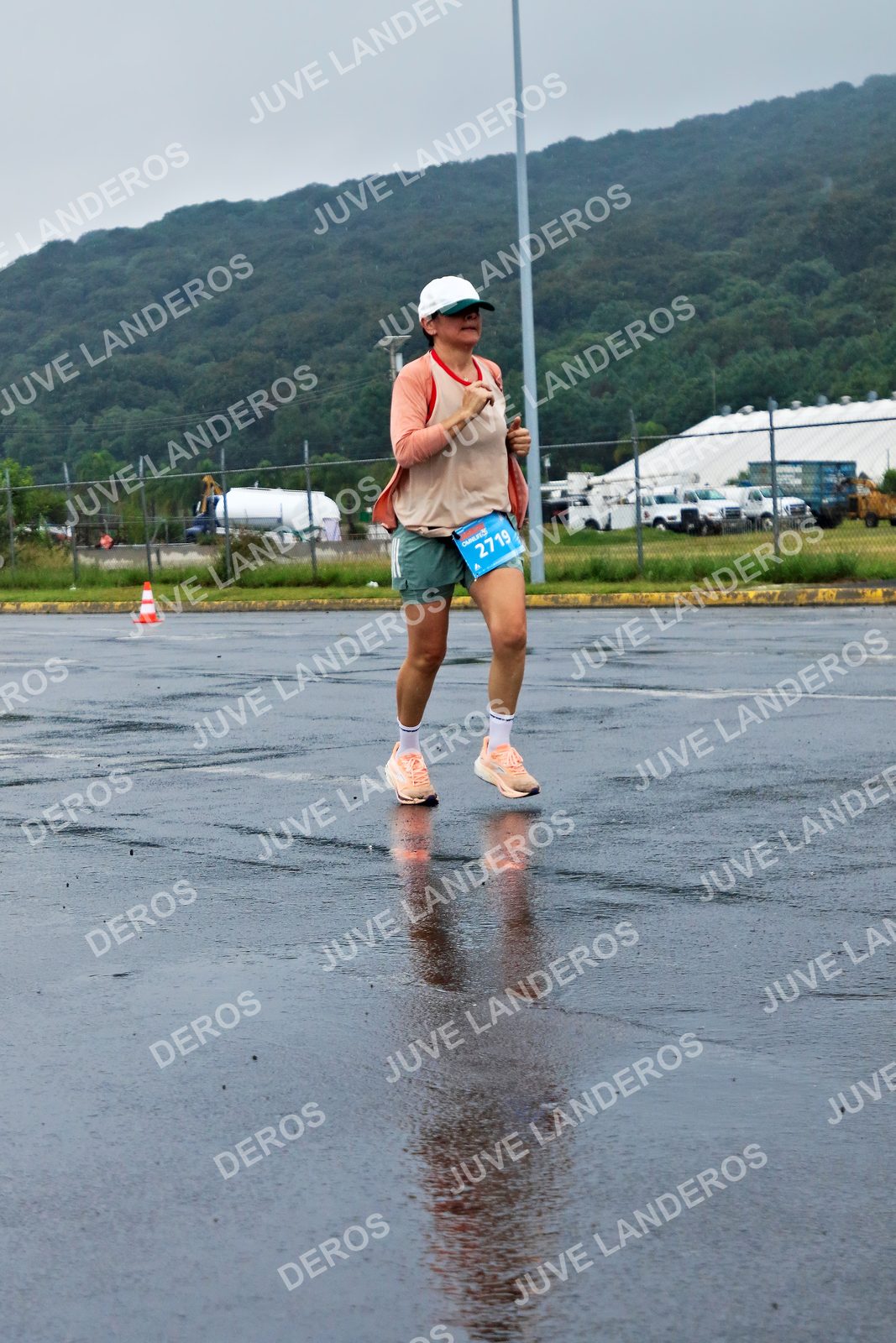 Foto de la CARRERA OMNILIFE GUADALAJARA en Estadio Akron, Zapopan a las 08:05 · dorsal 2719