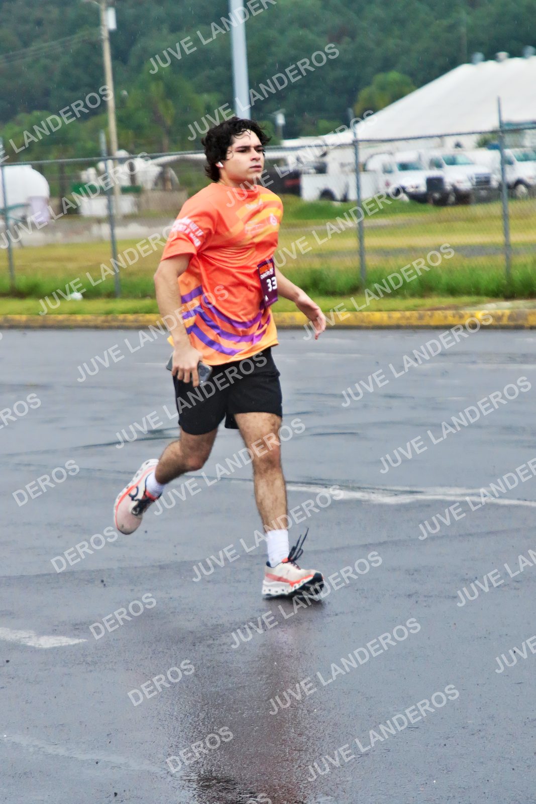 Foto de la CARRERA OMNILIFE GUADALAJARA en Estadio Akron, Zapopan a las 07:50 · dorsal 33