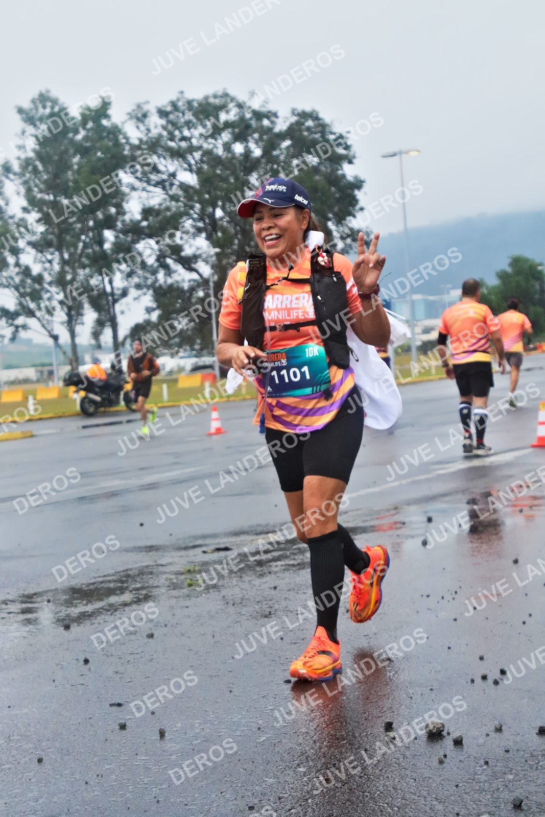 Foto de la CARRERA OMNILIFE GUADALAJARA en Estadio Akron, Zapopan a las 07:47 · dorsal 1101
