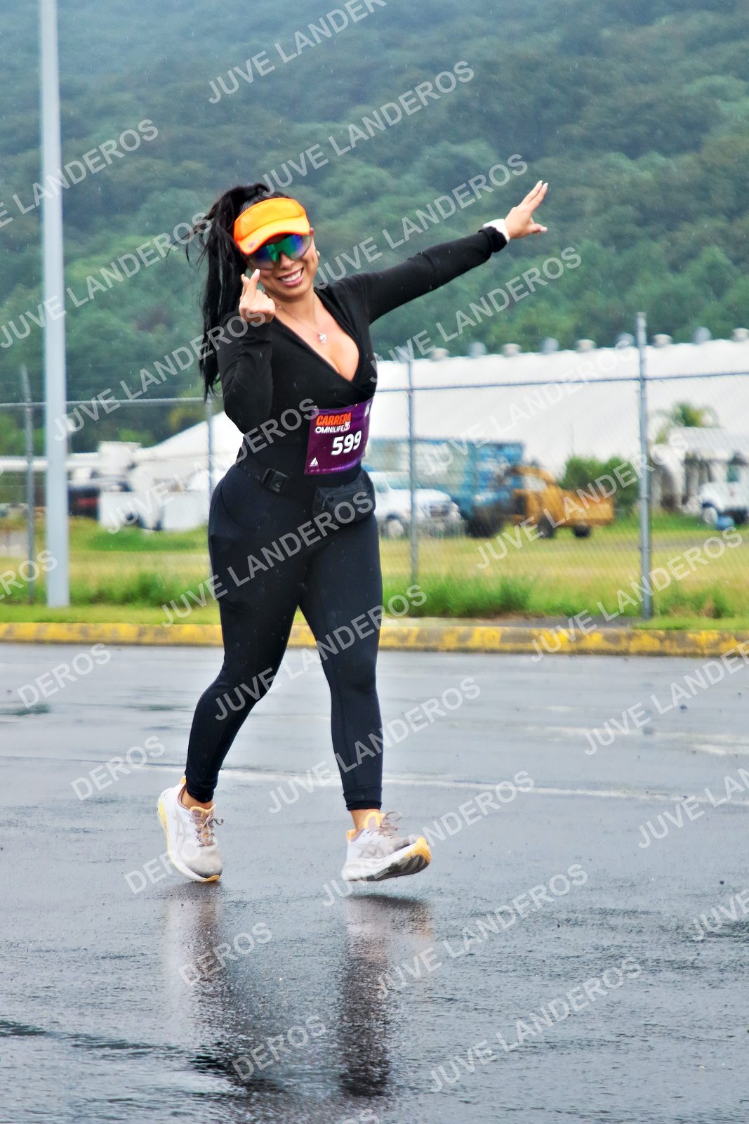 Foto de la CARRERA OMNILIFE GUADALAJARA en Estadio Akron, Zapopan a las 08:09 · dorsal 599
