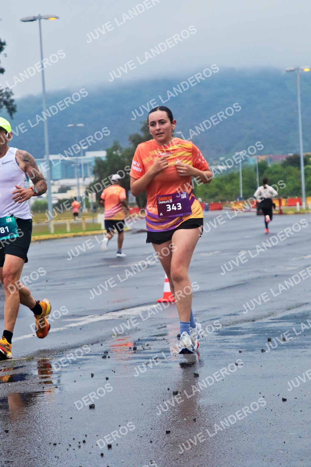 Foto de la CARRERA OMNILIFE GUADALAJARA en Estadio Akron, Zapopan a las 07:36 · dorsal 343