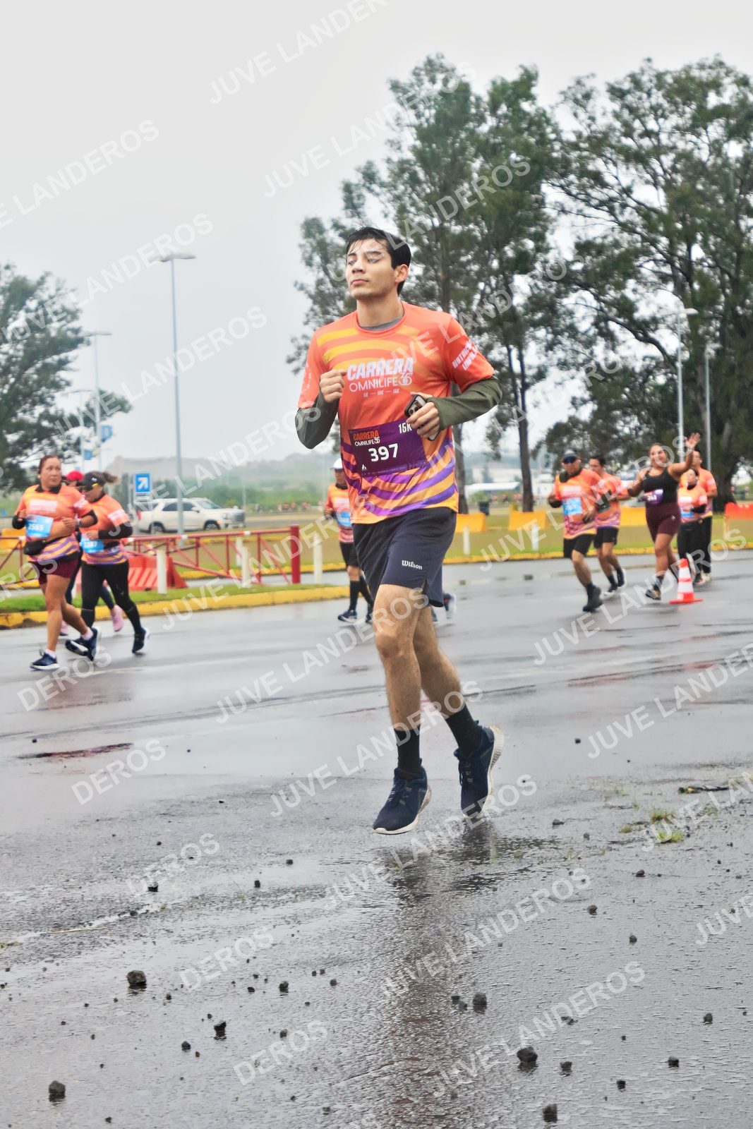 Foto de la CARRERA OMNILIFE GUADALAJARA en Estadio Akron, Zapopan a las 07:25 · dorsal 397