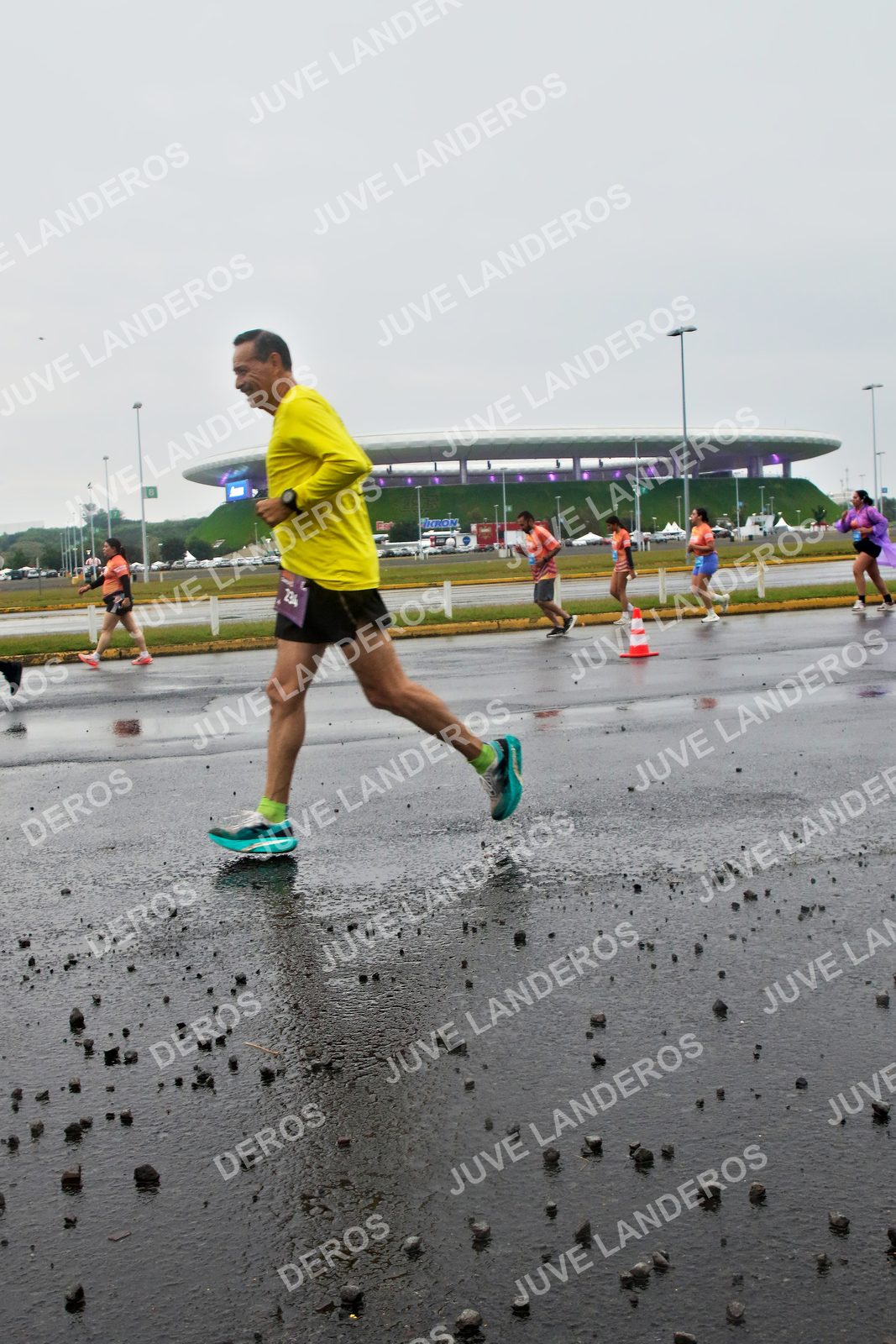 Foto de la CARRERA OMNILIFE GUADALAJARA en Estadio Akron, Zapopan a las 07:28