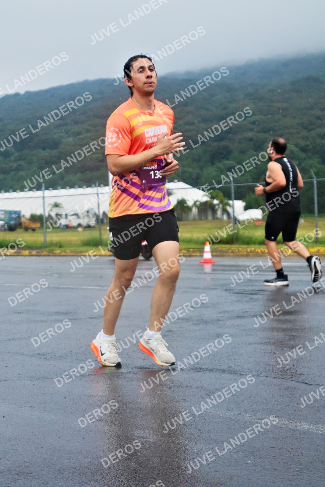 Foto de la CARRERA OMNILIFE GUADALAJARA en Estadio Akron, Zapopan a las 07:55 · dorsal 138