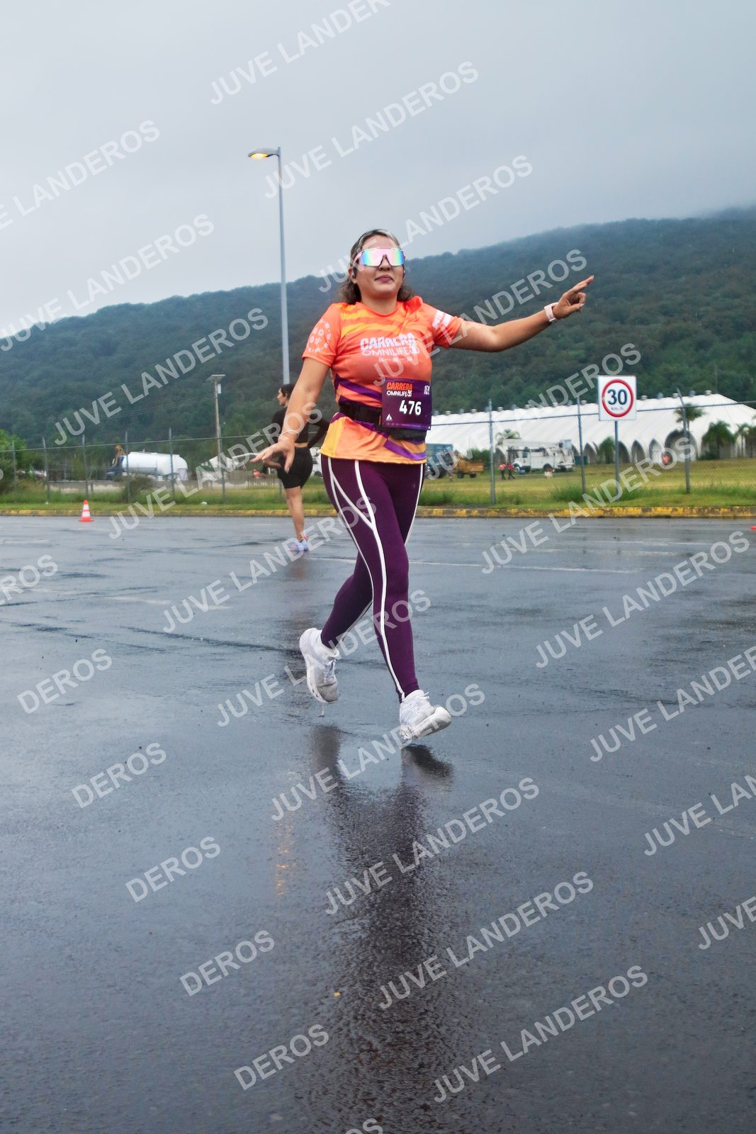 Foto de la CARRERA OMNILIFE GUADALAJARA en Estadio Akron, Zapopan a las 08:00 · dorsal 30, 476