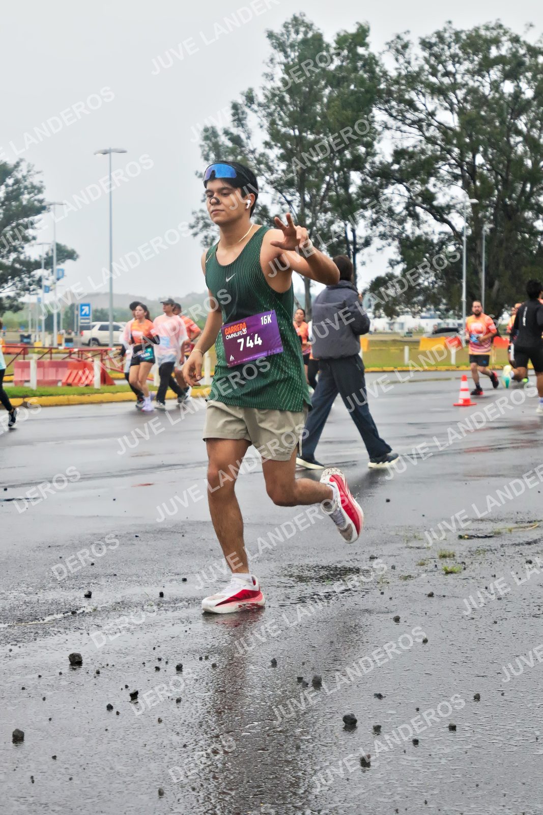 Foto de la CARRERA OMNILIFE GUADALAJARA en Estadio Akron, Zapopan a las 07:25 · dorsal 744