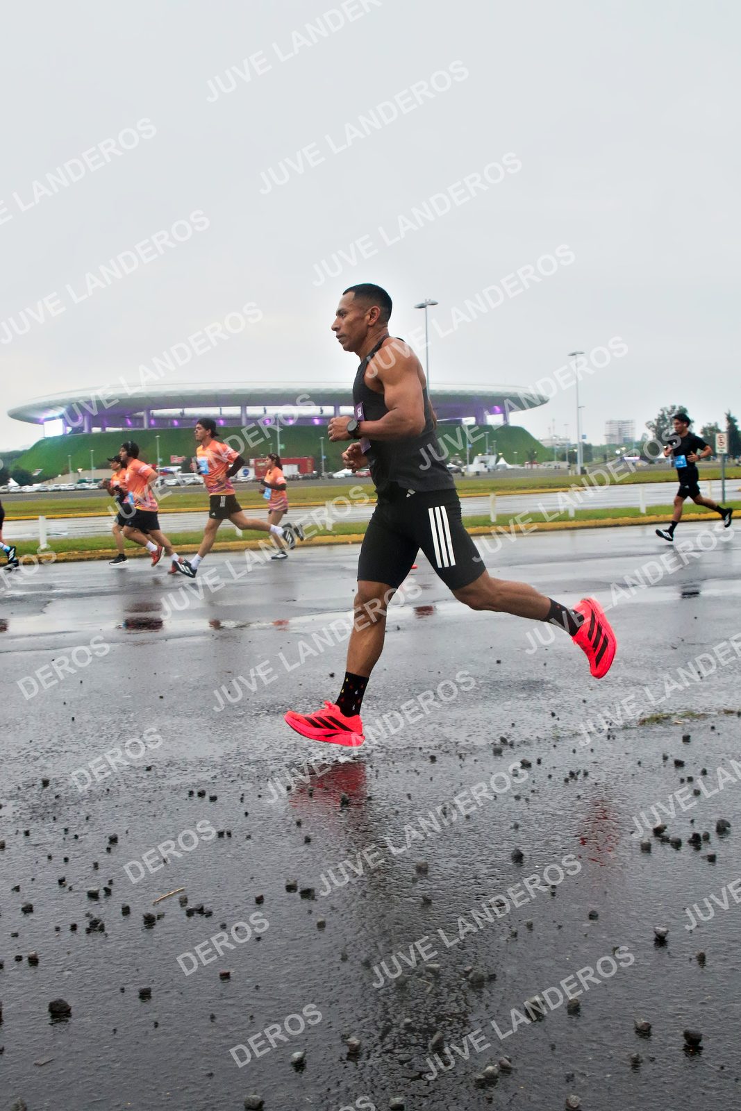 Foto de la CARRERA OMNILIFE GUADALAJARA en Estadio Akron, Zapopan a las 07:20
