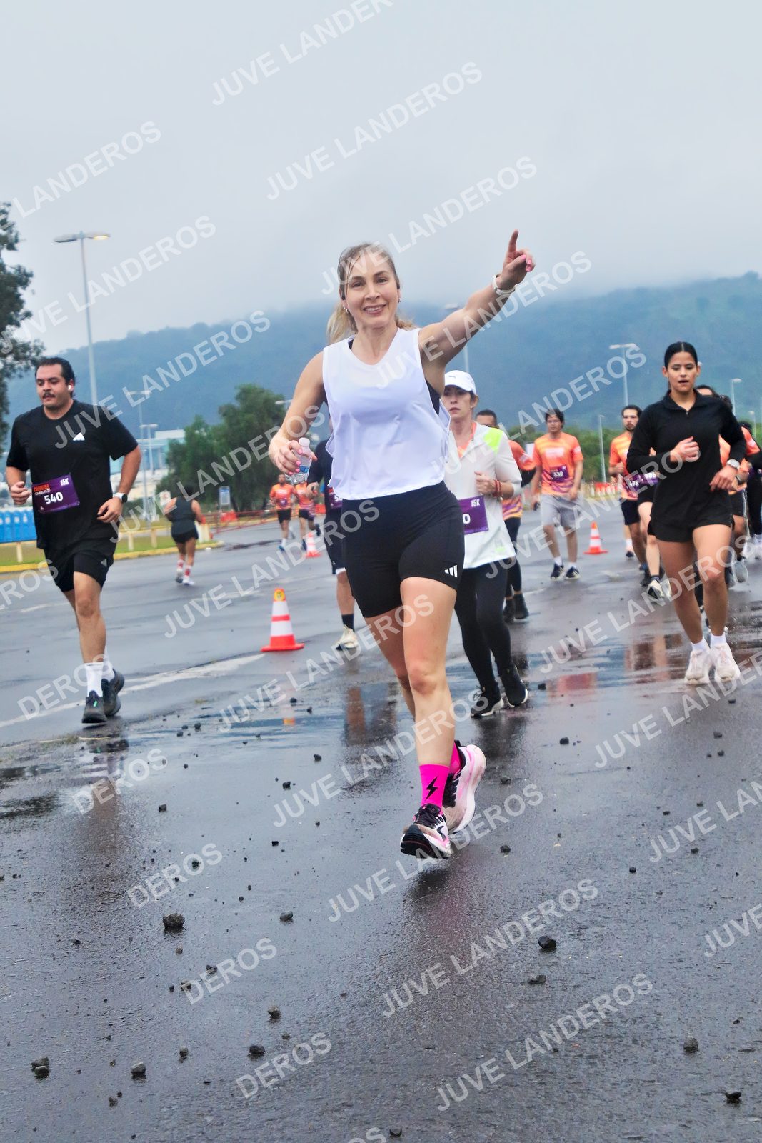 Foto de la CARRERA OMNILIFE GUADALAJARA en Estadio Akron, Zapopan a las 07:38 · dorsal 540