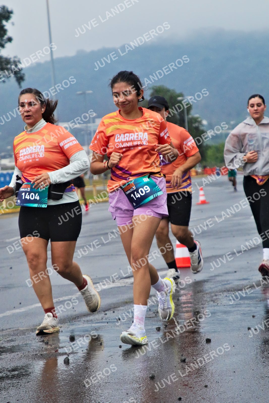 Foto de la CARRERA OMNILIFE GUADALAJARA en Estadio Akron, Zapopan a las 07:48 · dorsal 1409