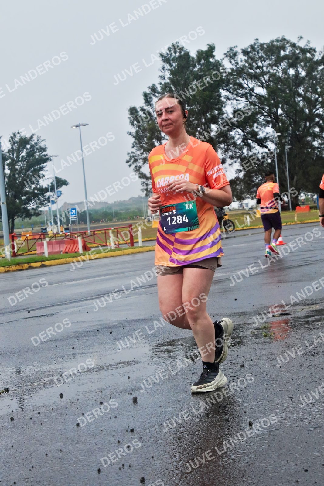 Foto de la CARRERA OMNILIFE GUADALAJARA en Estadio Akron, Zapopan a las 07:47 · dorsal 1284