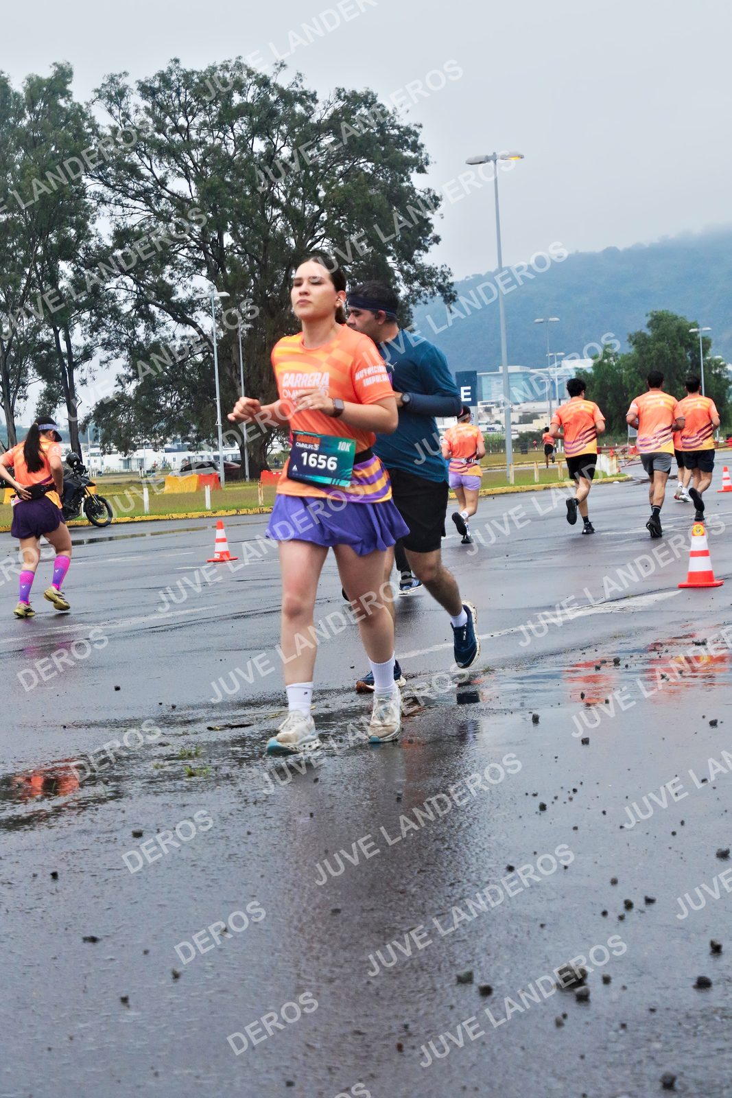 Foto de la CARRERA OMNILIFE GUADALAJARA en Estadio Akron, Zapopan a las 07:42 · dorsal 1656