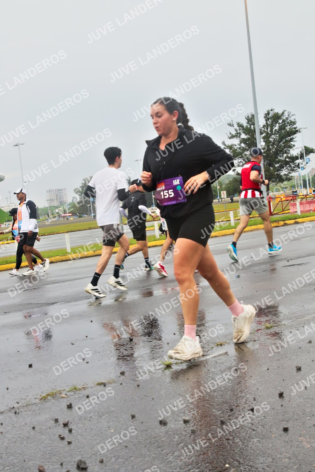 Foto de la CARRERA OMNILIFE GUADALAJARA en Estadio Akron, Zapopan a las 07:34 · dorsal 155