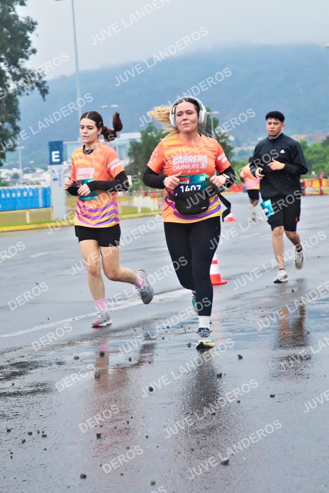 Foto de la CARRERA OMNILIFE GUADALAJARA en Estadio Akron, Zapopan a las 07:44 · dorsal 1407