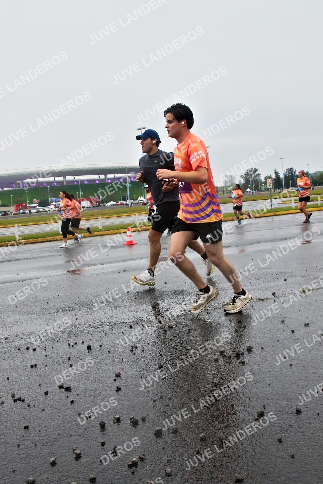 Foto de la CARRERA OMNILIFE GUADALAJARA en Estadio Akron, Zapopan a las 07:26 · dorsal 347