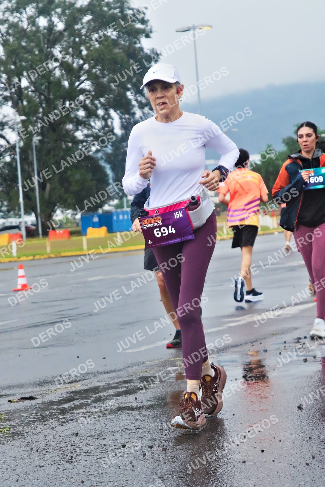 Foto de la CARRERA OMNILIFE GUADALAJARA en Estadio Akron, Zapopan a las 07:47 · dorsal 694, 609