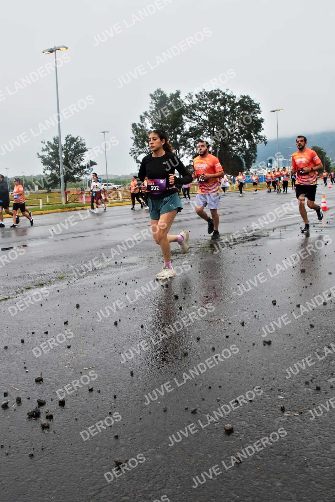 Foto de la CARRERA OMNILIFE GUADALAJARA en Estadio Akron, Zapopan a las 07:28 · dorsal 502