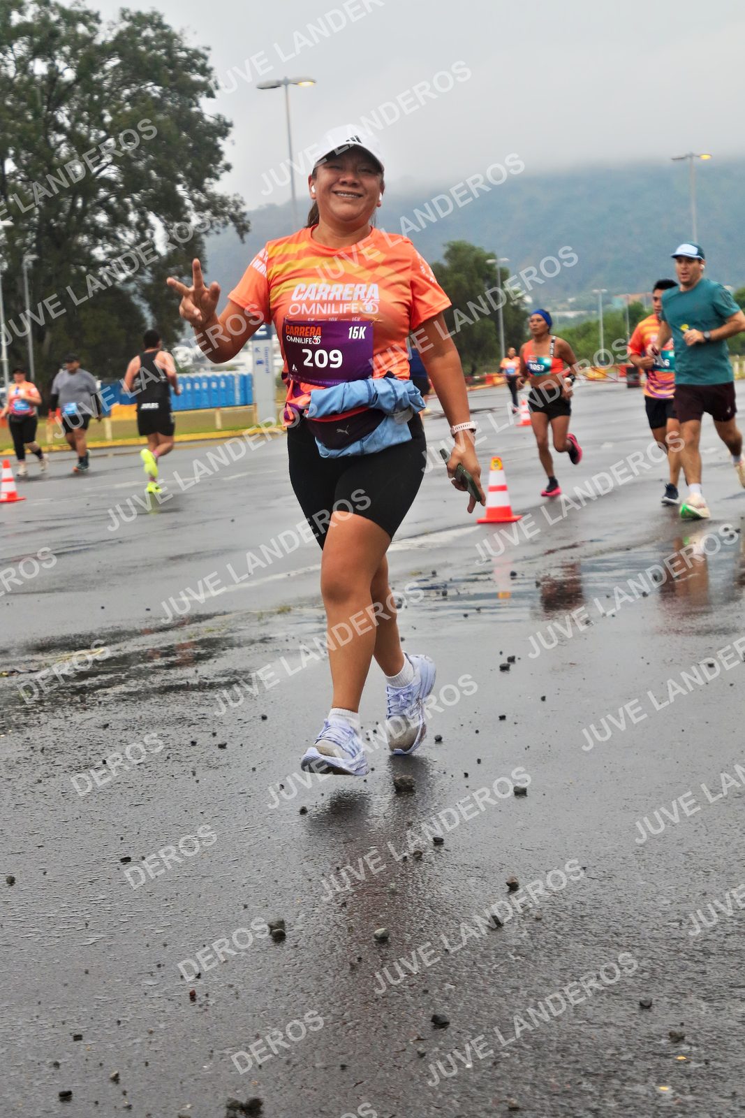 Foto de la CARRERA OMNILIFE GUADALAJARA en Estadio Akron, Zapopan a las 07:32 · dorsal 209, 1057