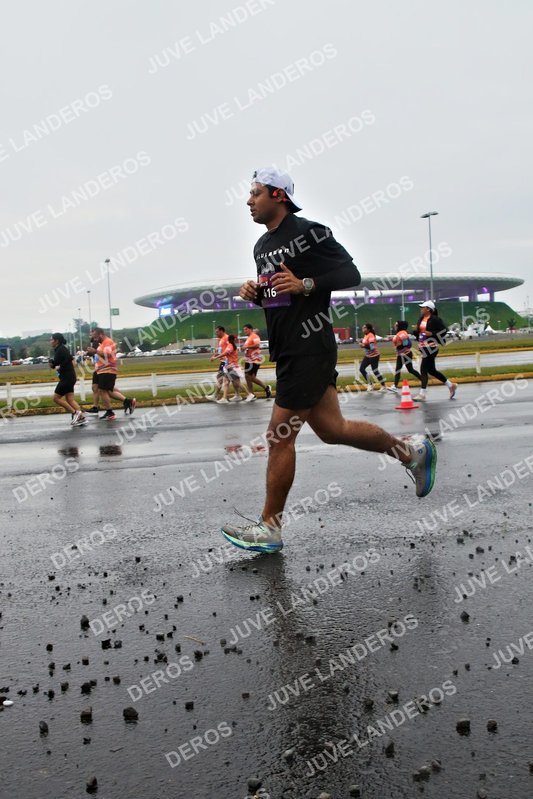 Foto de la CARRERA OMNILIFE GUADALAJARA en Estadio Akron, Zapopan a las 07:26 · dorsal 416