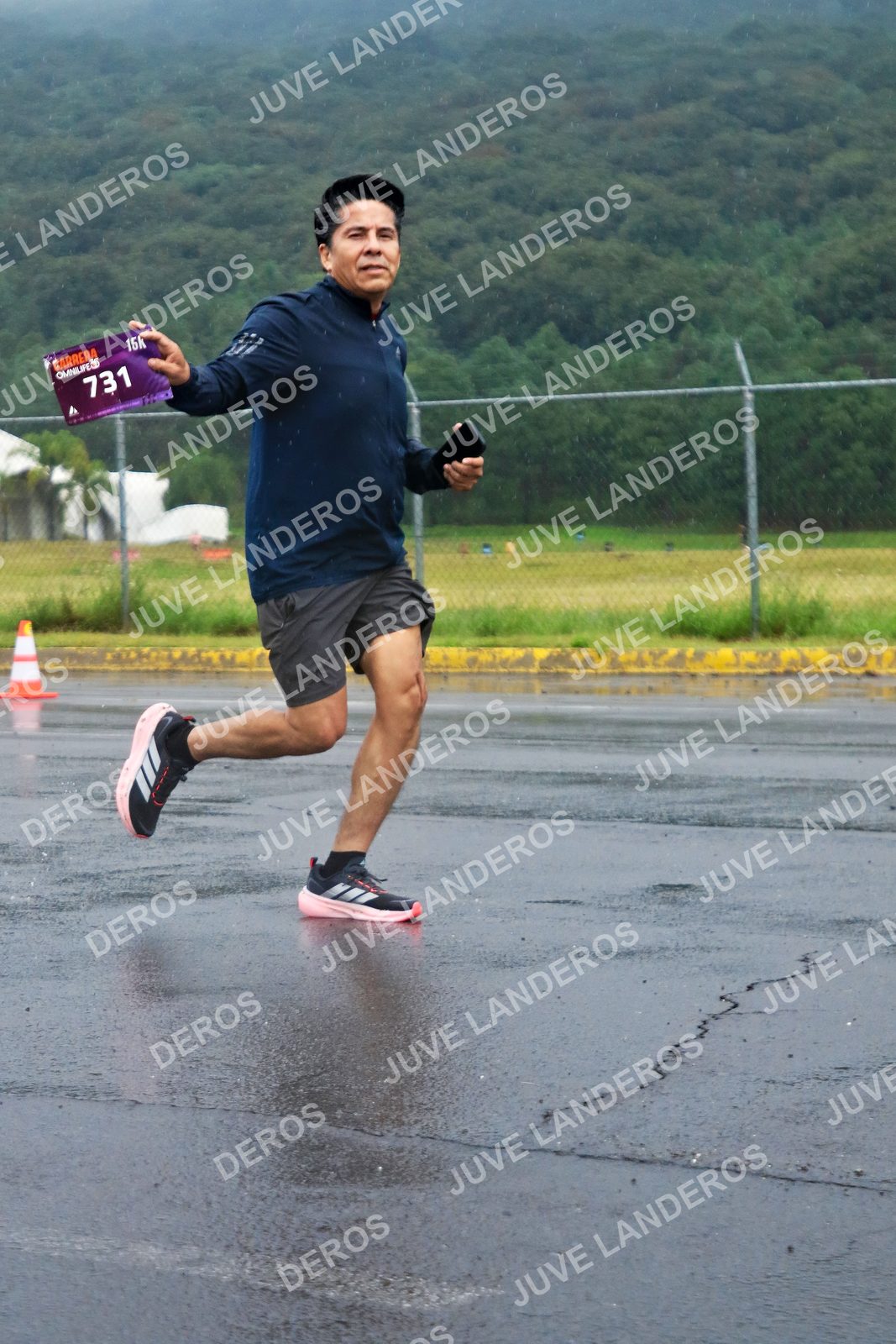 Foto de la CARRERA OMNILIFE GUADALAJARA en Estadio Akron, Zapopan a las 07:58 · dorsal 731