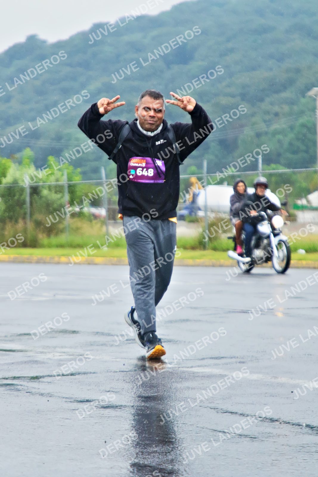 Foto de la CARRERA OMNILIFE GUADALAJARA en Estadio Akron, Zapopan a las 08:10 · dorsal 648